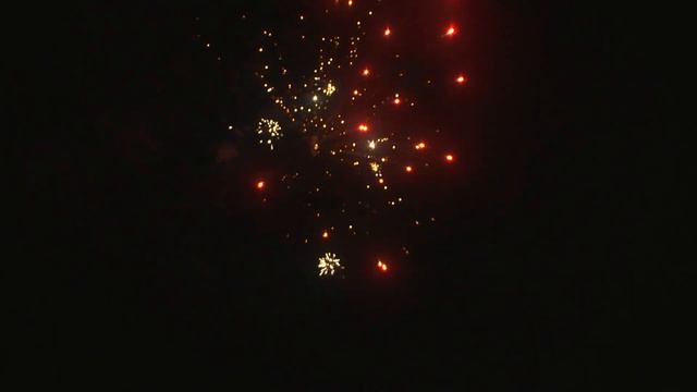 RC 025 ФЕНИКС (8 залпов, 1'') смотреть онлайн