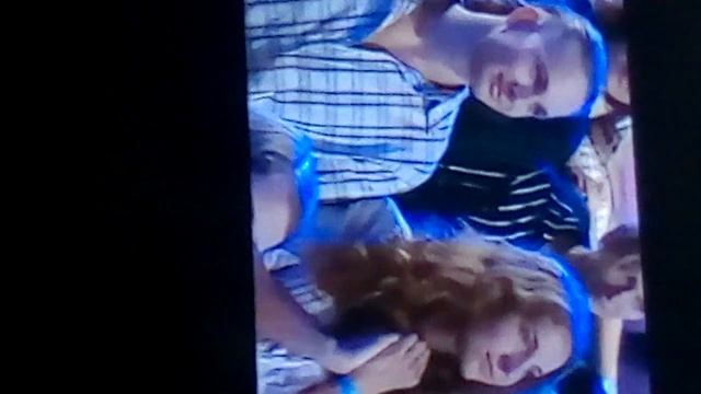 Подключаю планшет к телевизору . смотреть онлайн