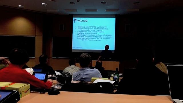 PostgreSQL Performance Pitfalls Tutorial - Greg Smith смотреть онлайн