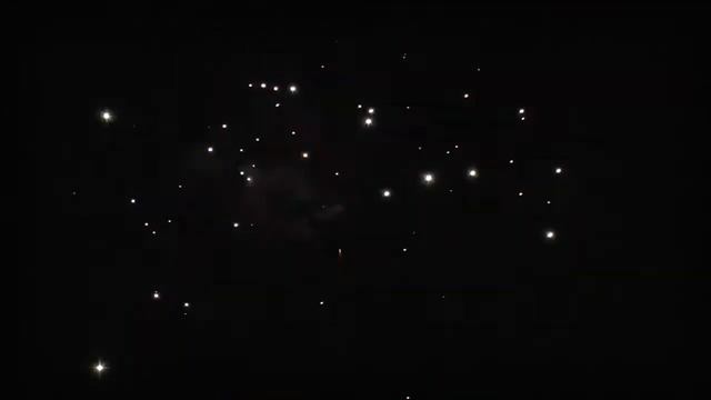 Батарея салютов "Особенный день" 1"х16 залпов СБ 0164 смотреть онлайн