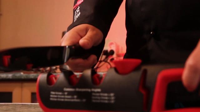 Точилка для ножей и ножниц с регулируемым углом заточки Onnaaruji. Профессиональная смотреть онлайн