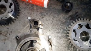 Oil Pump Replacement (Замена масляного насоса) MAN TGA.490  D2066