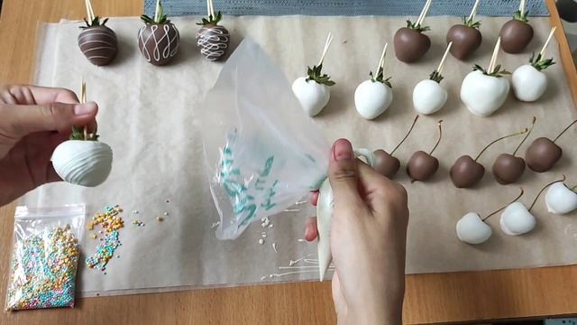 КЛУБНИКА В ШОКОЛАДЕ. ВИШНЯ В ШОКОЛАДЕ. ШОКОЛАДТЫ ҚҰЛПЫНАЙ. казакша рецепт смотреть онлайн