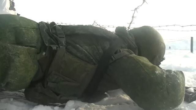 Испытание автоматов АК-12 дальневосточными морозами смотреть онлайн