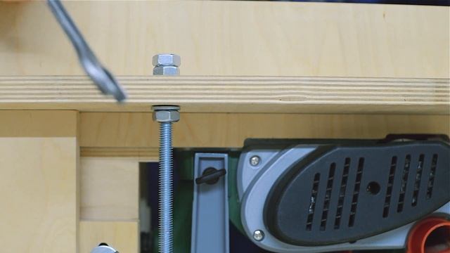 Мобильный Фуганок из Электрорубанка! С Подстройкой Угла Строгания. смотреть онлайн