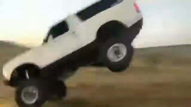Внедорожник, ракета, что творит, супер внедорожник. Машина зверь смотреть онлайн