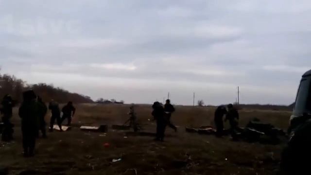 Минометы Крупнокалиберные и Боевики под Луганском смотреть онлайн