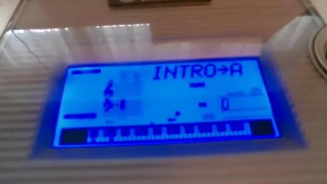 Yamaha PSR-E403/413 - Loading a custom style Part 2 смотреть онлайн