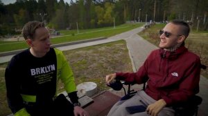 ЛЮДЯМ НЕ УДОБНО СМОТРЕТЬ НА НАС... КАК ЖИВЕТ ИНВАЛИД КОЛЯСОЧНИК?