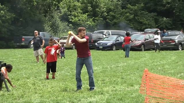 Cincinnati Neighborhood Games - Home Run Derby смотреть онлайн