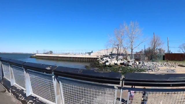 Brooklyn Medley, Chuck Mishalanie, fingerstyle guitar and vocals, New York New York, Unforgettable смотреть онлайн