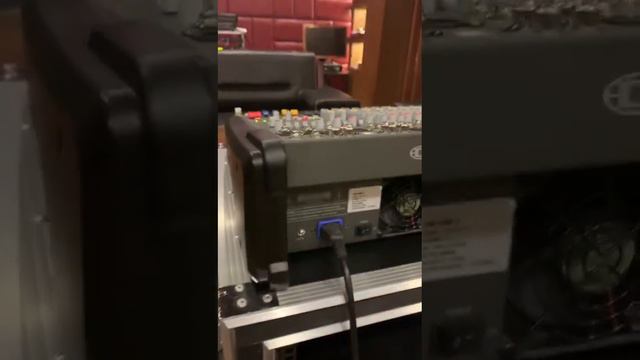 DYNACORD POWERMATE 1000-3 активний мікшерний пульт. Виробник завод Китай. Купити в Україні. смотреть онлайн