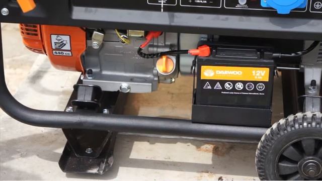 Бензиновый генератор Daewoo GDA 8000E / 8000 смотреть онлайн