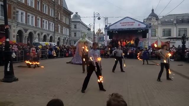 Масленица на Рождественнской. Блиновский разгуляй. Фаер-шоу смотреть онлайн