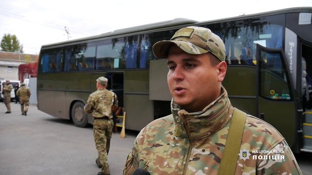 Повернення з ООС і романтичне освідчення смотреть онлайн