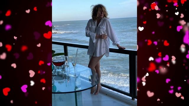 ШОКИРОВАЛА ВИДОМ! Как выглядит легендарная 56-ти летняя Алена Апина? смотреть онлайн