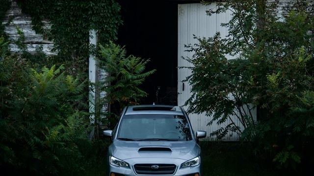 Subaru STI Legacy смотреть онлайн
