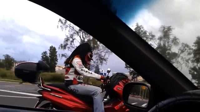 Хищник среди нас. смотреть онлайн