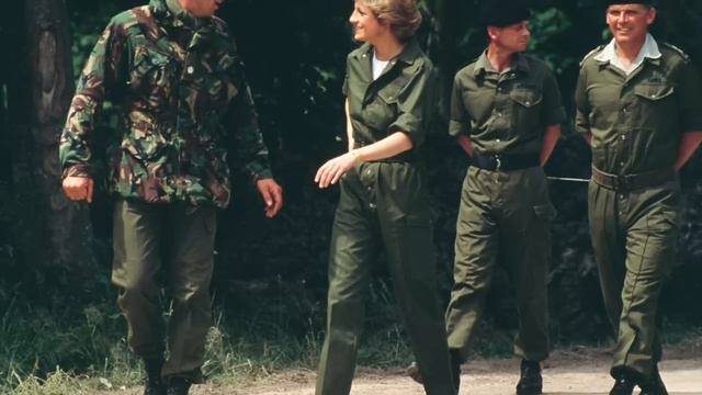 Catherine Mirrors Diana? Narcissism? смотреть онлайн