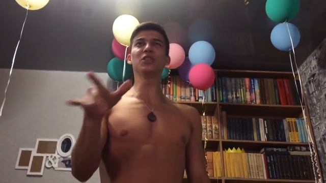 KSON Парень набрал гелий в легкие и зачитал рэп смотреть онлайн