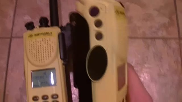 Motorola XTS3000 Model III VHF (136-174mhz) Twin Pack - MINT in "Fire Yellow" and Updates смотреть онлайн