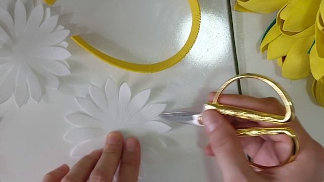 Как легко сделать ромашки из фоамирана смотреть онлайн