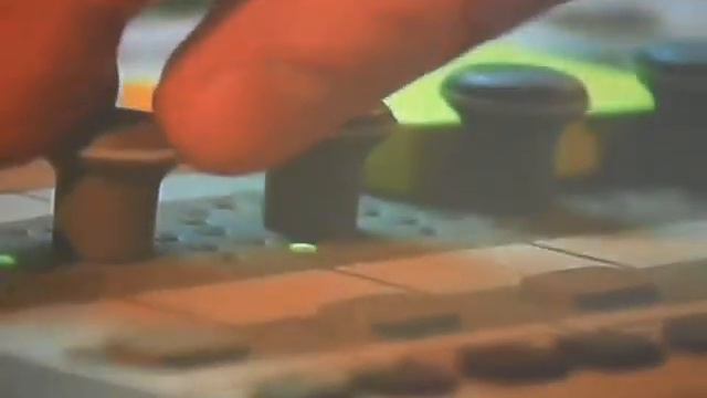 Гул Земли смотреть онлайн
