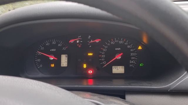 Problem z Renault Laguna II смотреть онлайн