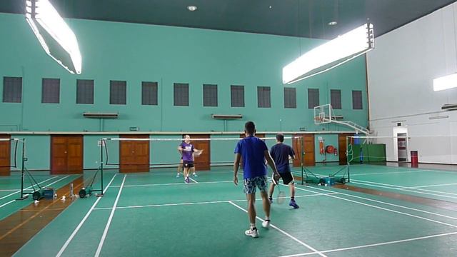 1Mar23 CRC Badminton Thomas Teh/Chua Bing Chuan vs TEh Swee Kee/Tan Tong Hai смотреть онлайн