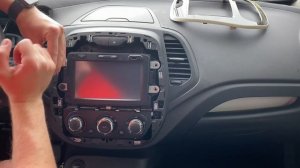 Remove radio Renault Captur / Demontare radio Renault Captur