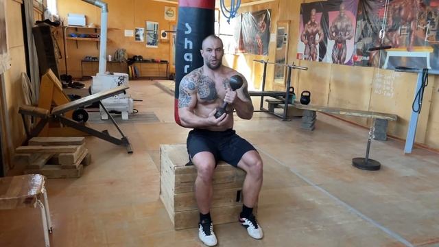 БОЛИТ КОЛЕНО ? Пробуй эти простые и эффективные упражнения | укрепление связок смотреть онлайн