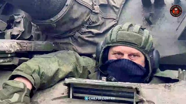 Война любит дерзких: Танкисты ВС РФ уничтожают укреплённые точки ВСУ на Марьинском направление смотреть онлайн