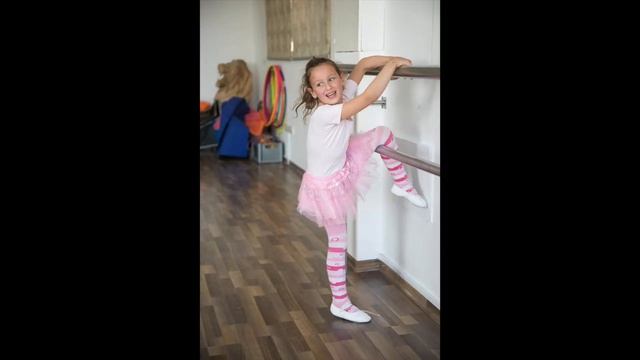 Март. Эстрадно -хореографический коллектив " Вера " студия " Moon" смотреть онлайн