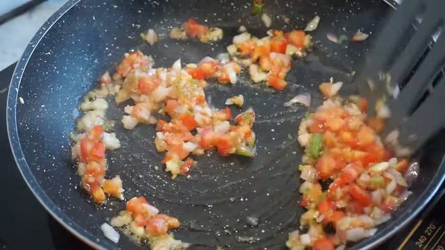 Egg Masala Half Fry Recipe | Homemade Egg In Just 5 Minutes смотреть онлайн