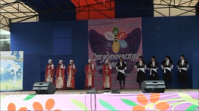 Студенческая весна - 2011. Национальный танец смотреть онлайн