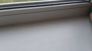 Как недорого устранить щели в пластиковых окнах.