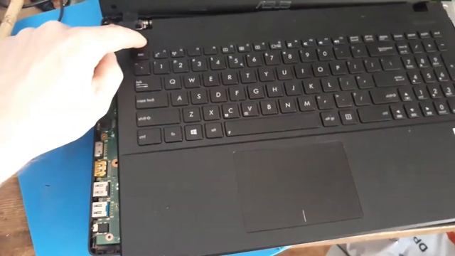 Asus X551C - uszkodzony BIOS смотреть онлайн