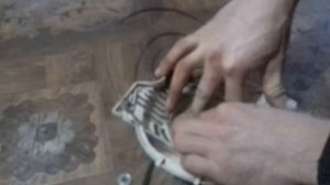 замена пружины стартера бензопилы, легко и просто.