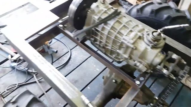 Установка двигателя Brait 15л.с. на минипогрузчик. смотреть онлайн