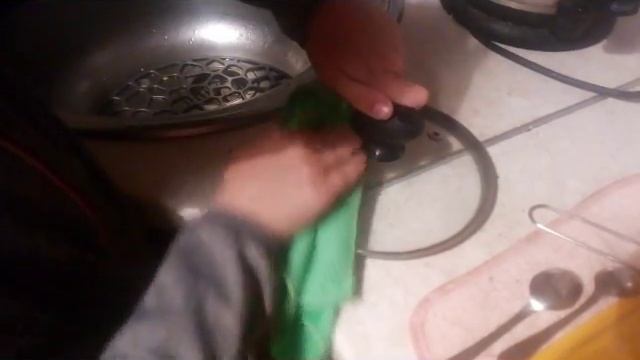 Как отмыть налёт с крышки от кастрюли. смотреть онлайн