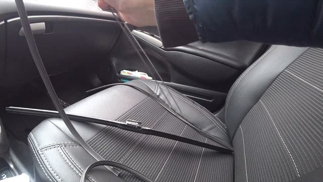 Замена резинок KoSoo бескаркасных дворников Mitsuba