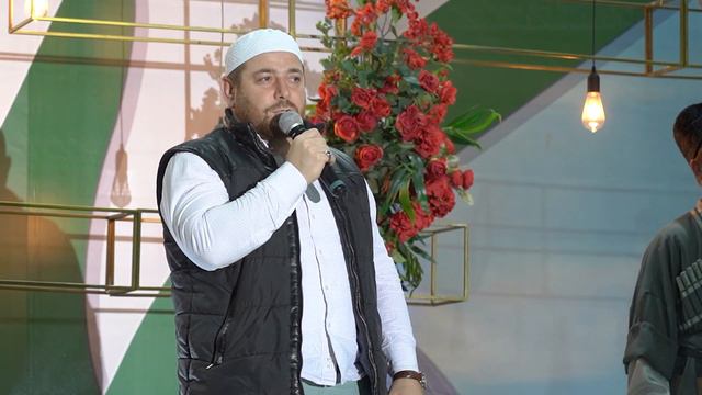 Жители Хасавюртовского района в мечети им. Пророка ﷺ смотреть онлайн