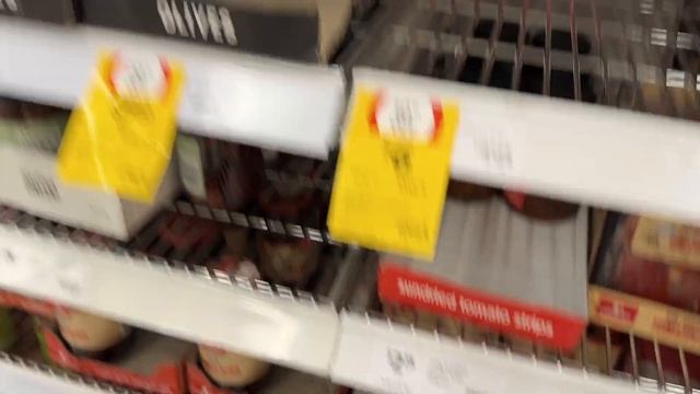 КУЗНЕЧИКИ В СОСТАВЕ ЕДЫ. смотреть онлайн