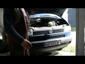 Комплект ГРМ Фольксваген Т-4 1.9 TDI купили. Ищем метки. Меняем.