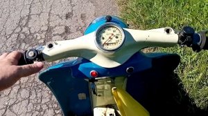 Мотороллер Турист 1971г.в. Запускаем двигатель.