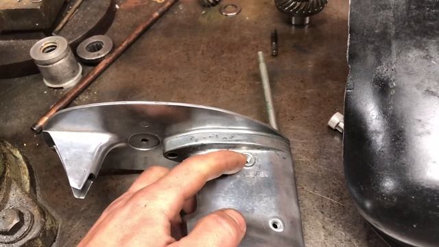 Что нужно учитывать при заливке масла в редуктор Mercury Yamaha смотреть онлайн