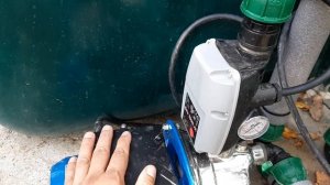 Полив из пруда на участке.  Схема забора воды для системы полива