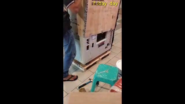 Unboxing Genset HONDA Silent SF7000DXS смотреть онлайн