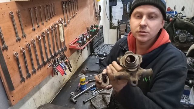 DKW NZ 350 Разбираем Вилку 2-я часть. смотреть онлайн
