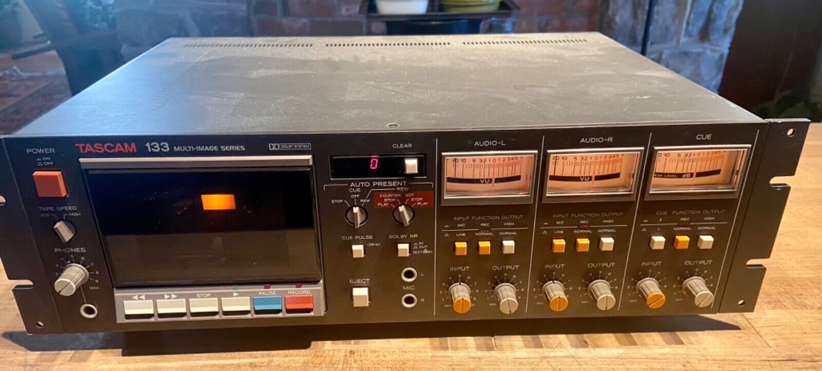 Tascam 133-B Multi-Image Series 2-Speed Cassette Deck Vintage-ЯПОНИЯ-1981-1983-год смотреть онлайн